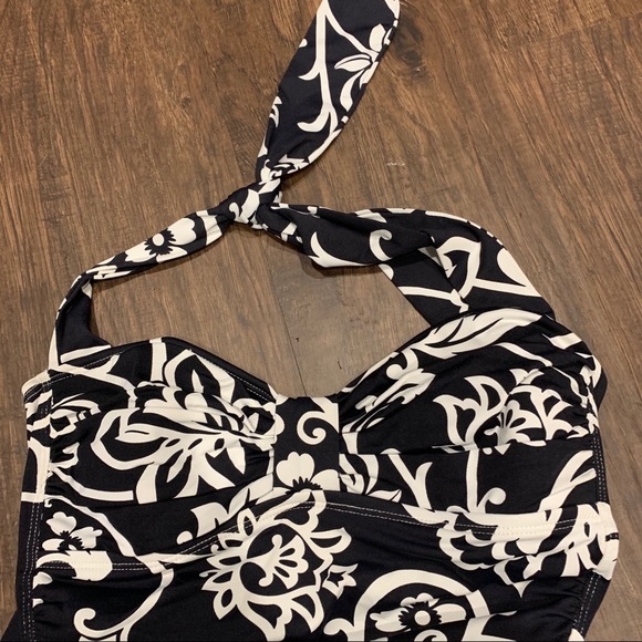 Tommy Bahama Ruched Halter One-piece Swimsuit Sz 8 - Picture 4 of 6